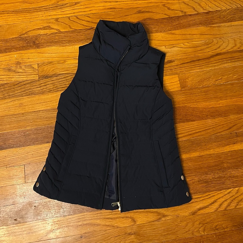 Talbots navy puffy vest with gold buttons and zippers